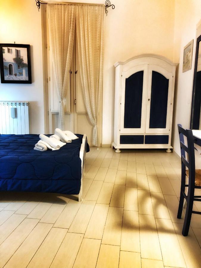 Palazzo Salia Bed & Breakfast Lecce Exterior foto